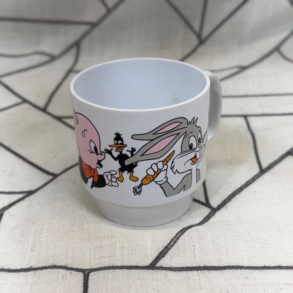 Lexington Looney Tunes Mug OS White Vintage Bugs Bunny Daffy Duck Plastic Cup